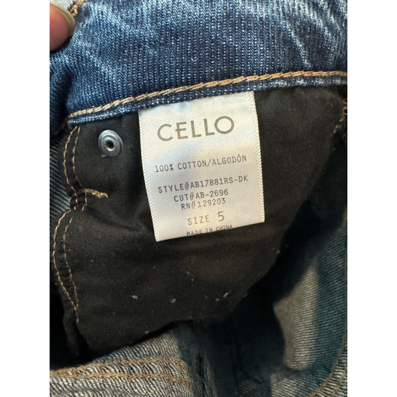 Women's Cello High Rise Boyfriend Jeans NWT - Picture 8 of 9